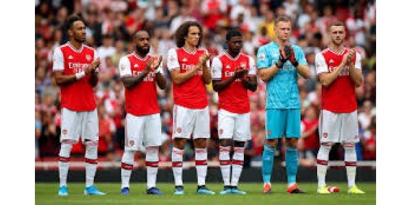 O Arsenal provavelmente venderá jogadores importantes